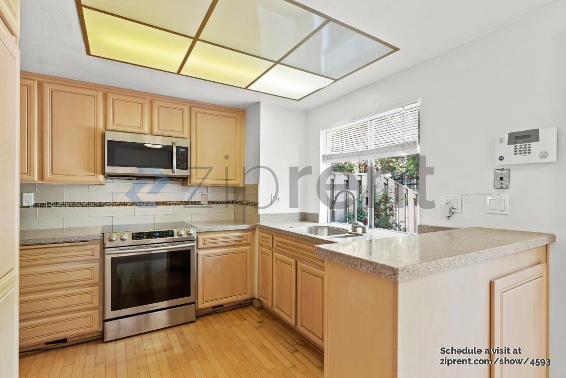 11051 Firethorne Dr - Photo 7 of 20