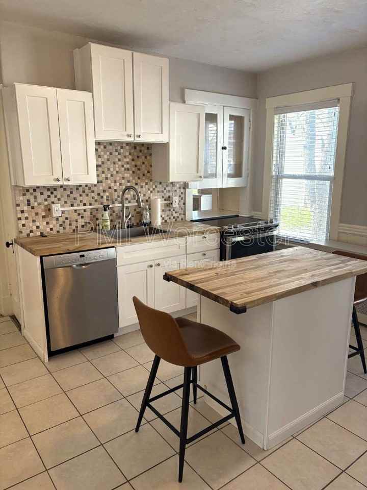 27 June St - Photo 3 of 20