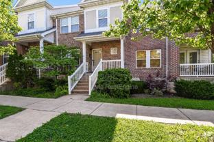 404 N Sarah St - Photo 1 of 1