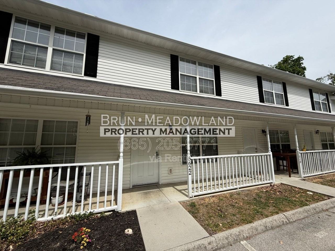 5622 Boxwood Garden Way - Photo 2 of 32