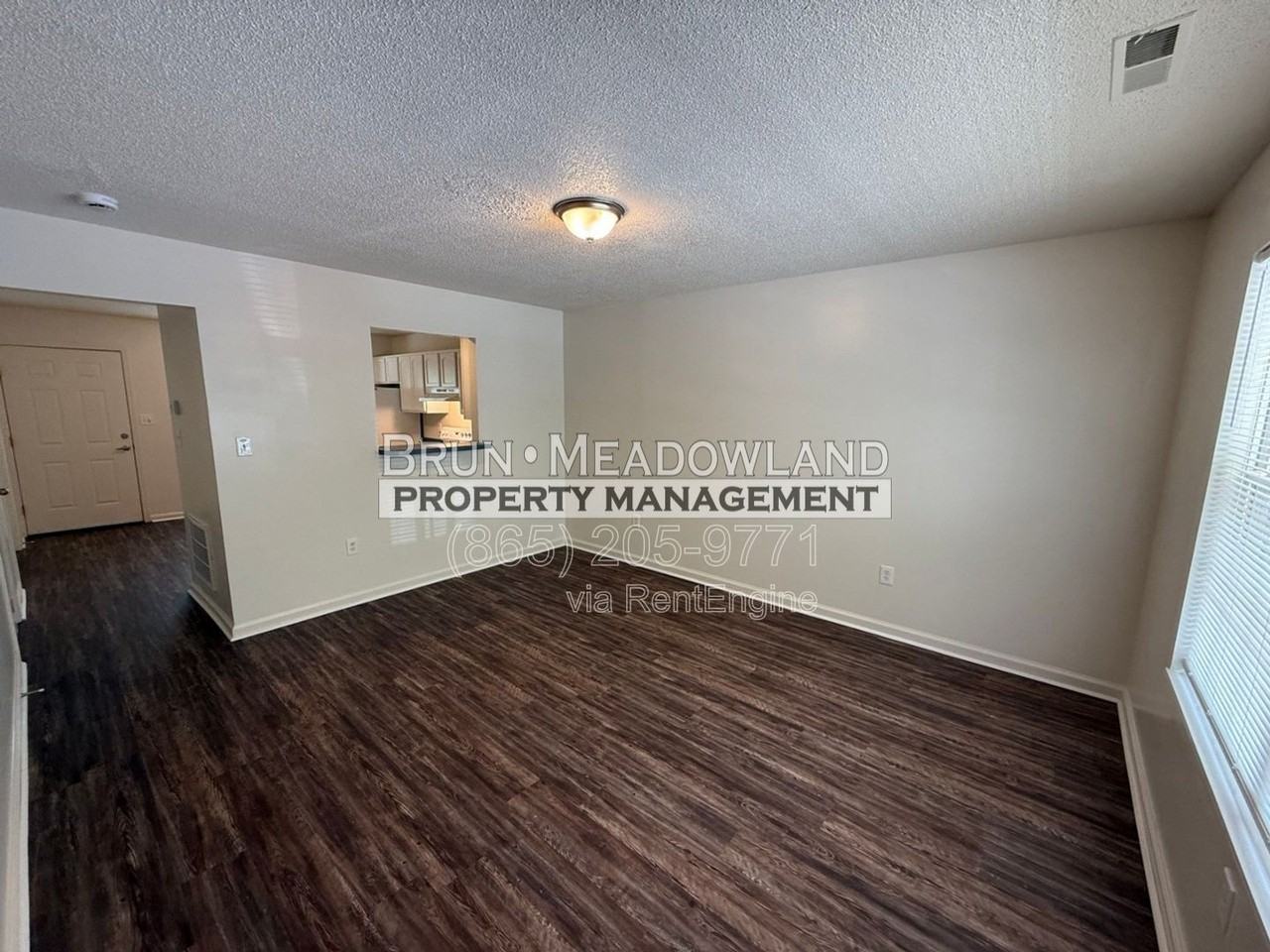 5622 Boxwood Garden Way - Photo 5 of 32