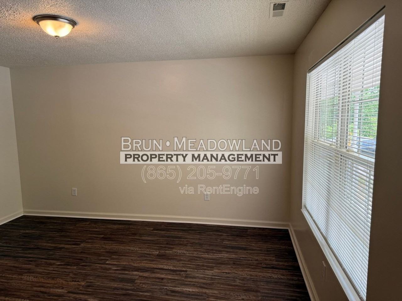5622 Boxwood Garden Way - Photo 6 of 32