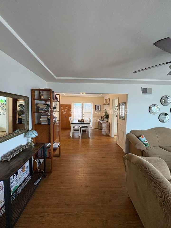 1761 Thomas Ave - Photo 6 of 19