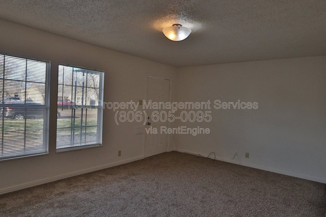 2521 41st St - Photo 2 of 7