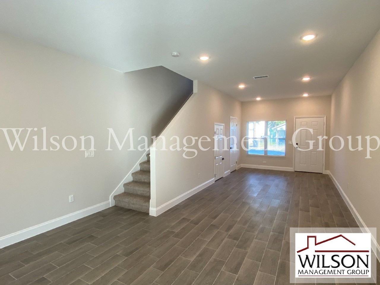 732 S Lee Ave - Photo 3 of 31