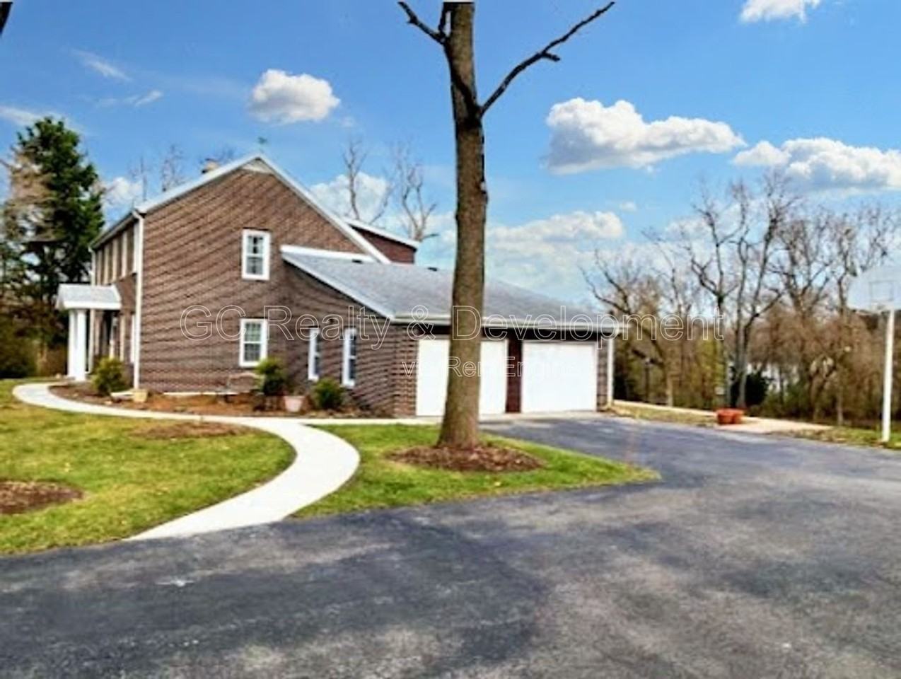 87 W Surrey Ln - Photo 2 of 30