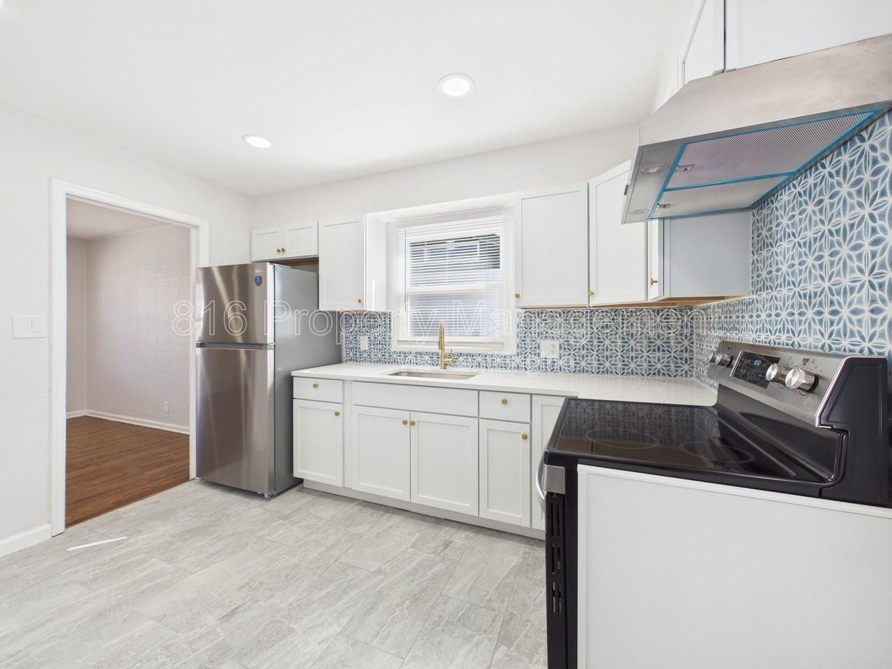 4730 Richmond Ave - Photo 4 of 24