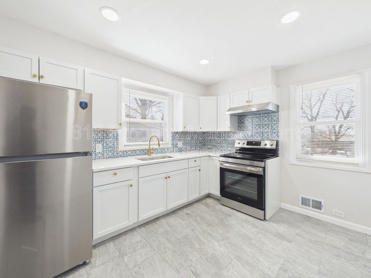 4730 Richmond Ave - Photo 5 of 24