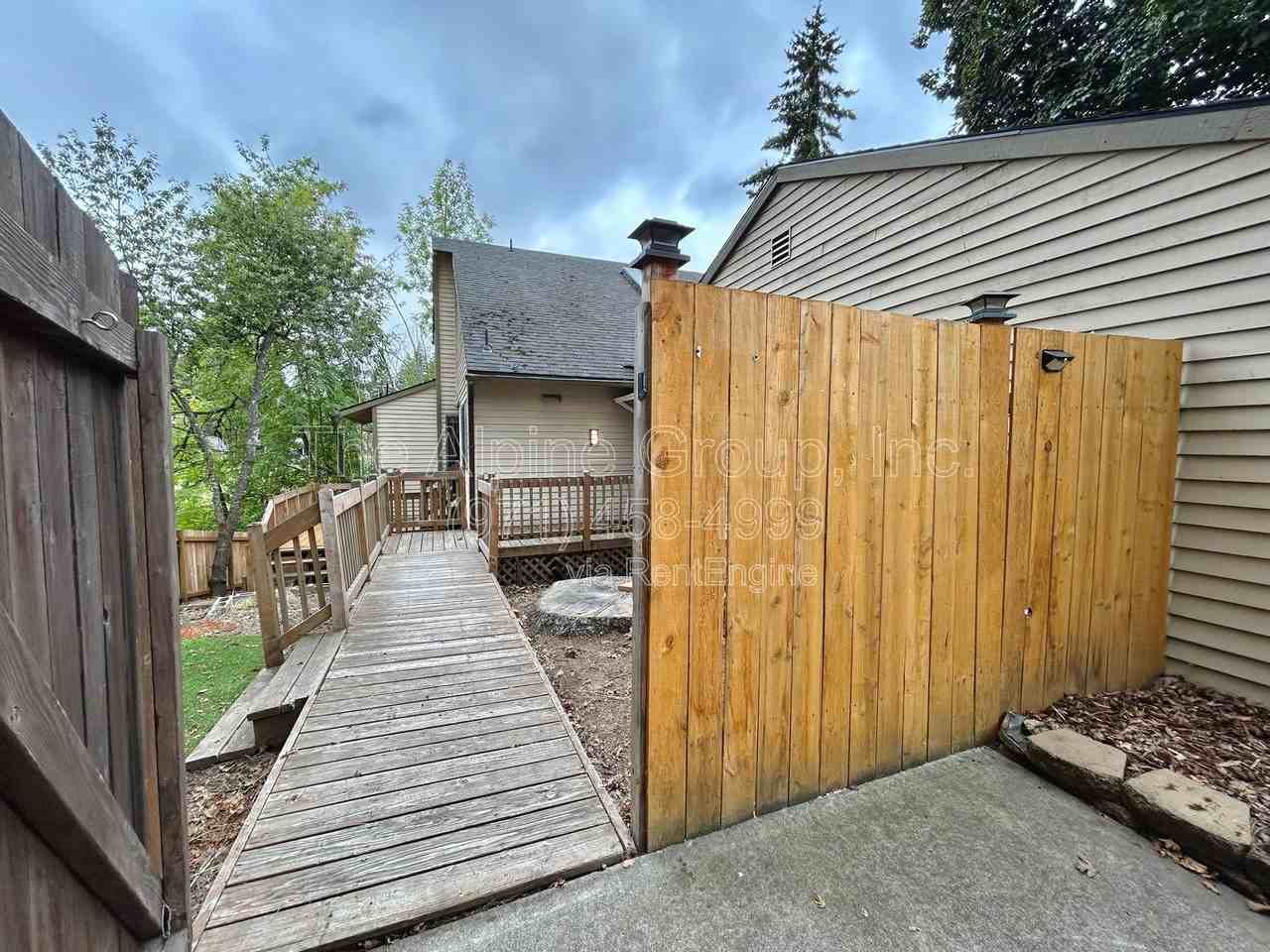 4905 Sw 152nd Ave - Photo 2 of 46