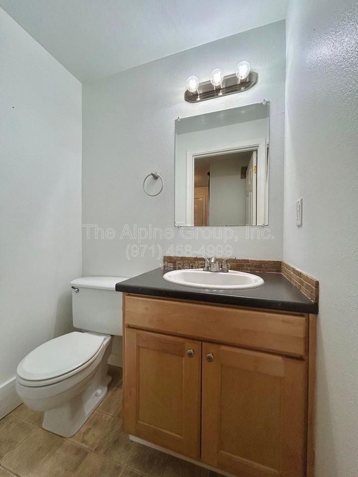 4905 Sw 152nd Ave - Photo 7 of 46