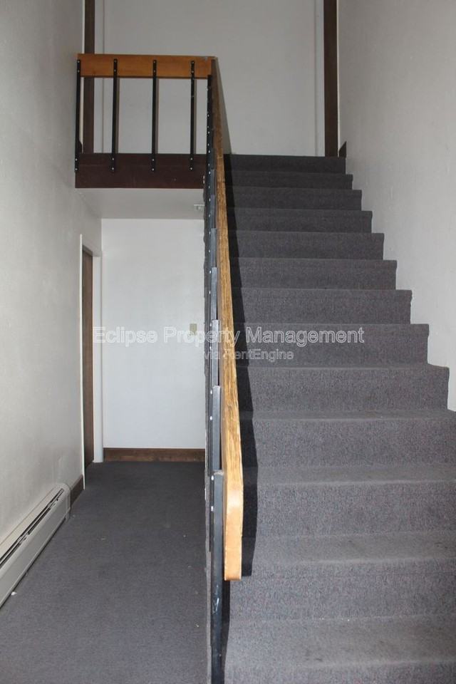 502 Bell Ct #C1 - Photo 4 of 35