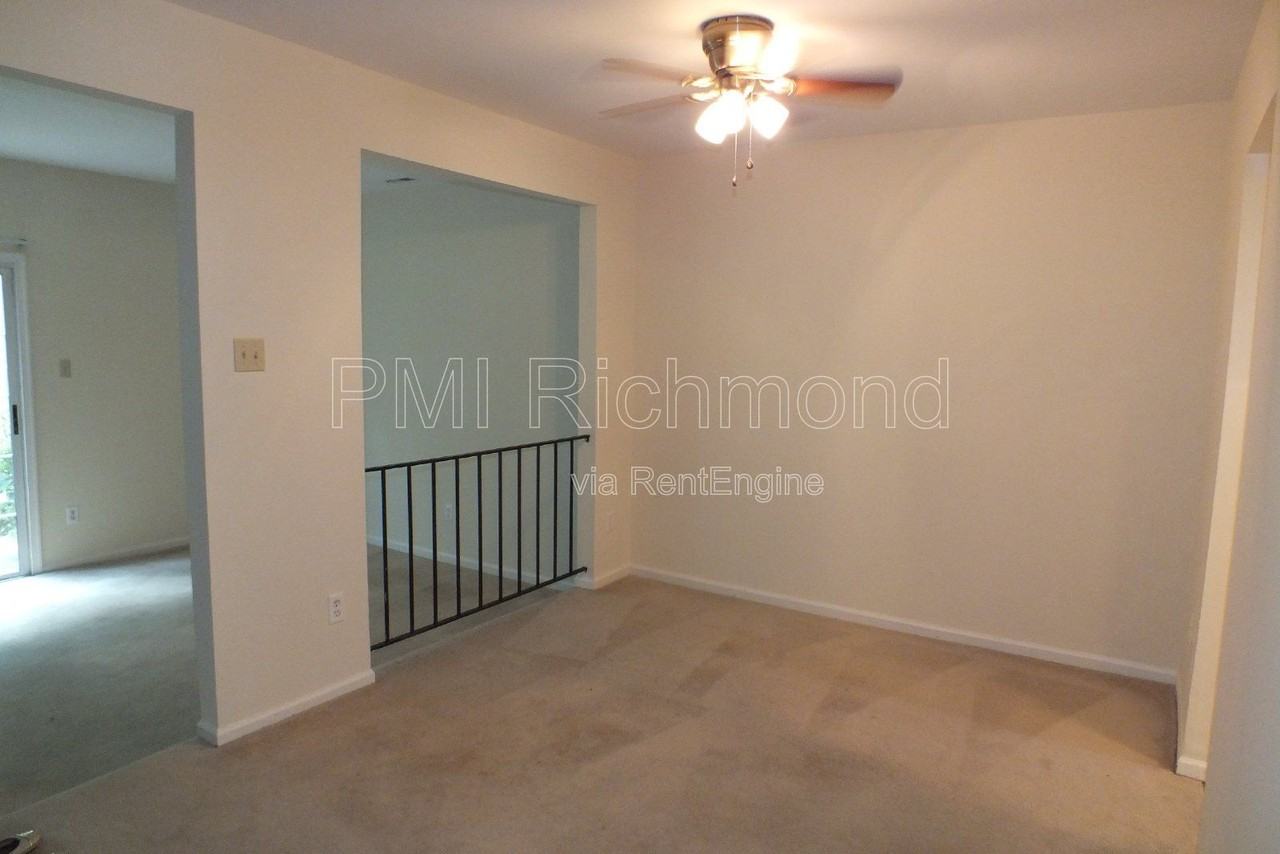 1623 Congressional Ct - Photo 3 of 8