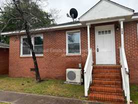 724 W Taylor St - Photo 1 of 1