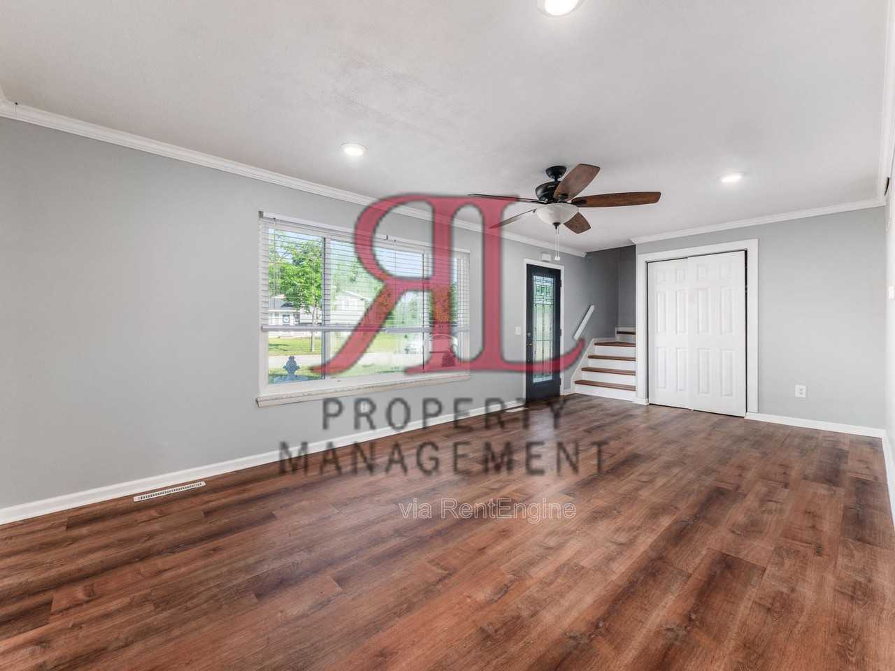 3393 Paxton Ct - Photo 2 of 29