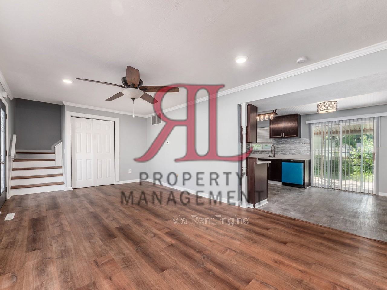 3393 Paxton Ct - Photo 3 of 29