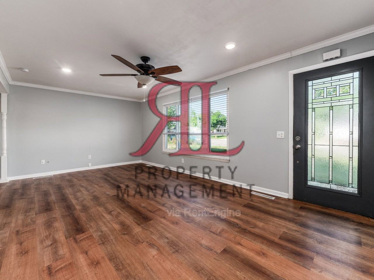 3393 Paxton Ct - Photo 4 of 29