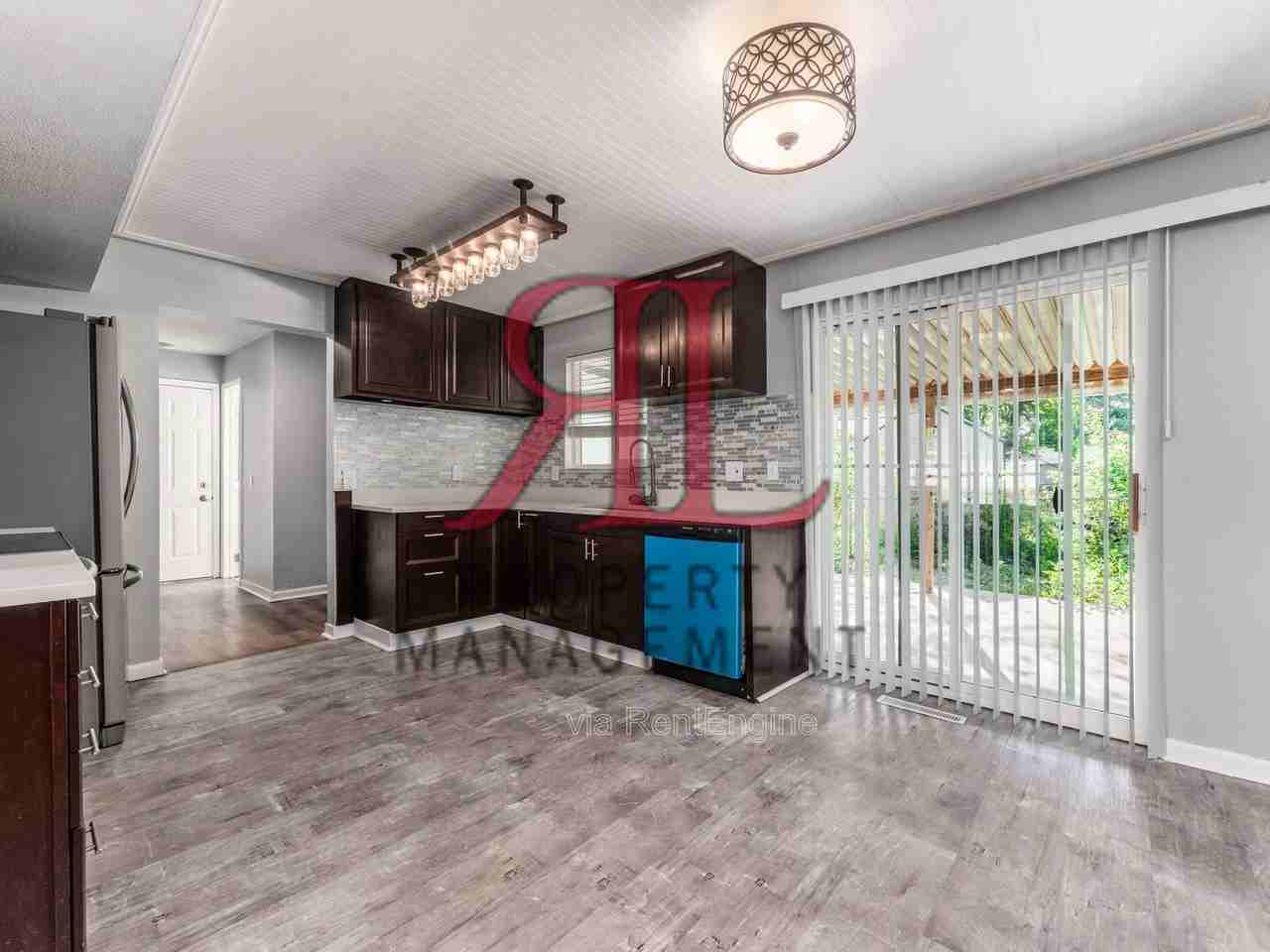 3393 Paxton Ct - Photo 6 of 29