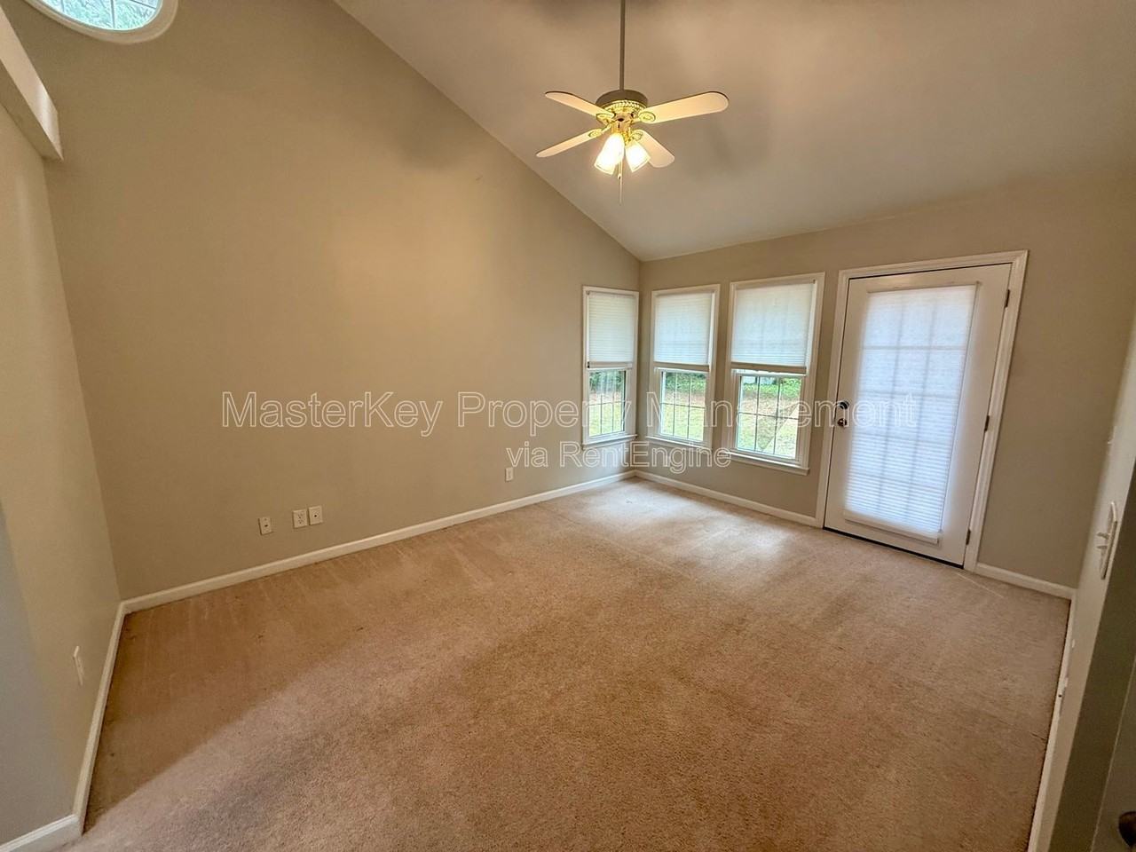 103 Miramar Ct - Photo 6 of 18