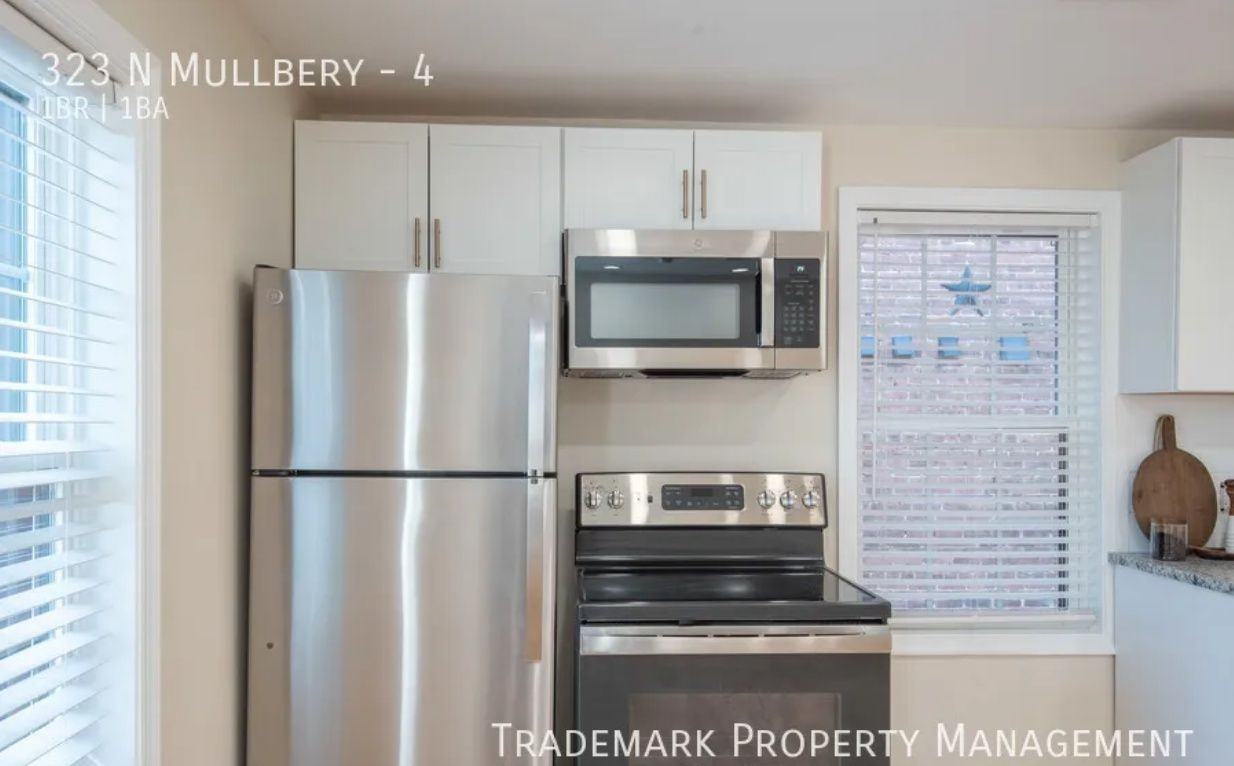 323 N Mulberry St #4 - Photo 7 of 17