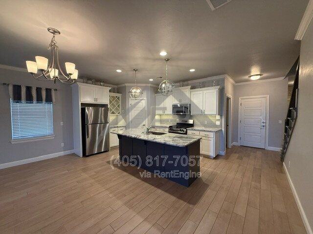 10001 Glover River Dr - Photo 6 of 24