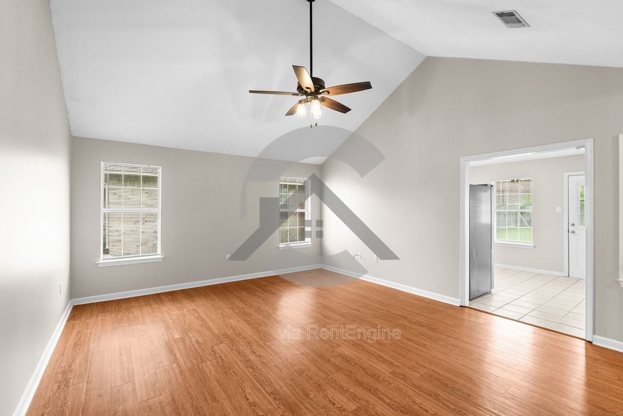 3970 Gabrial Dr - Photo 2 of 13