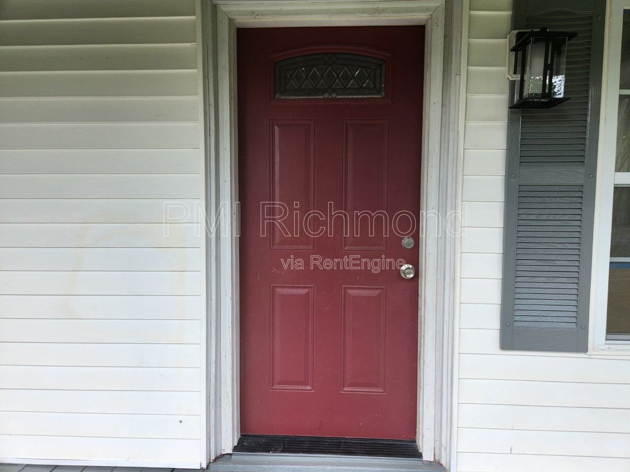 8037 Varina Rd - Photo 3 of 17