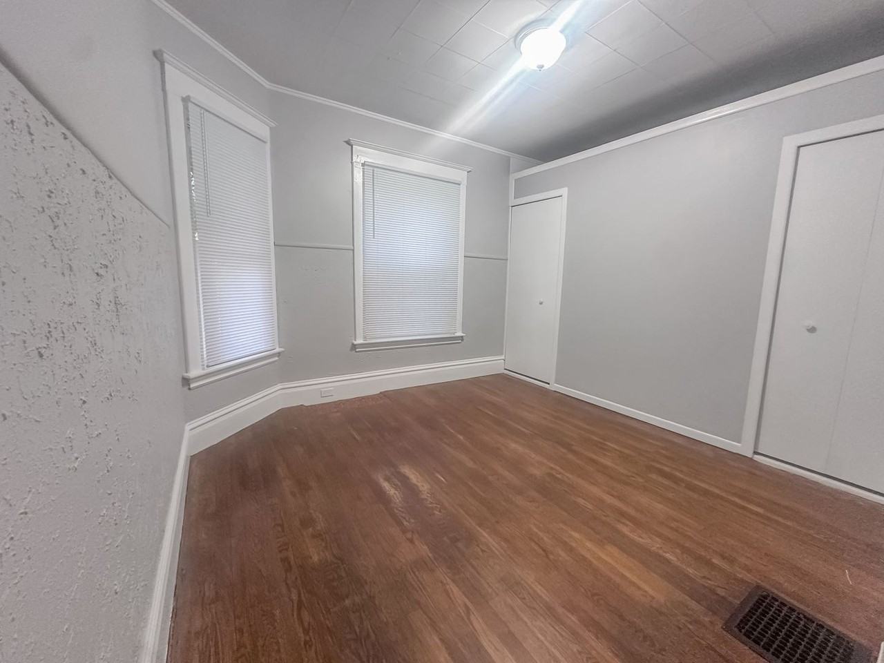 41 Caledonia St Ne #1 - Photo 4 of 9