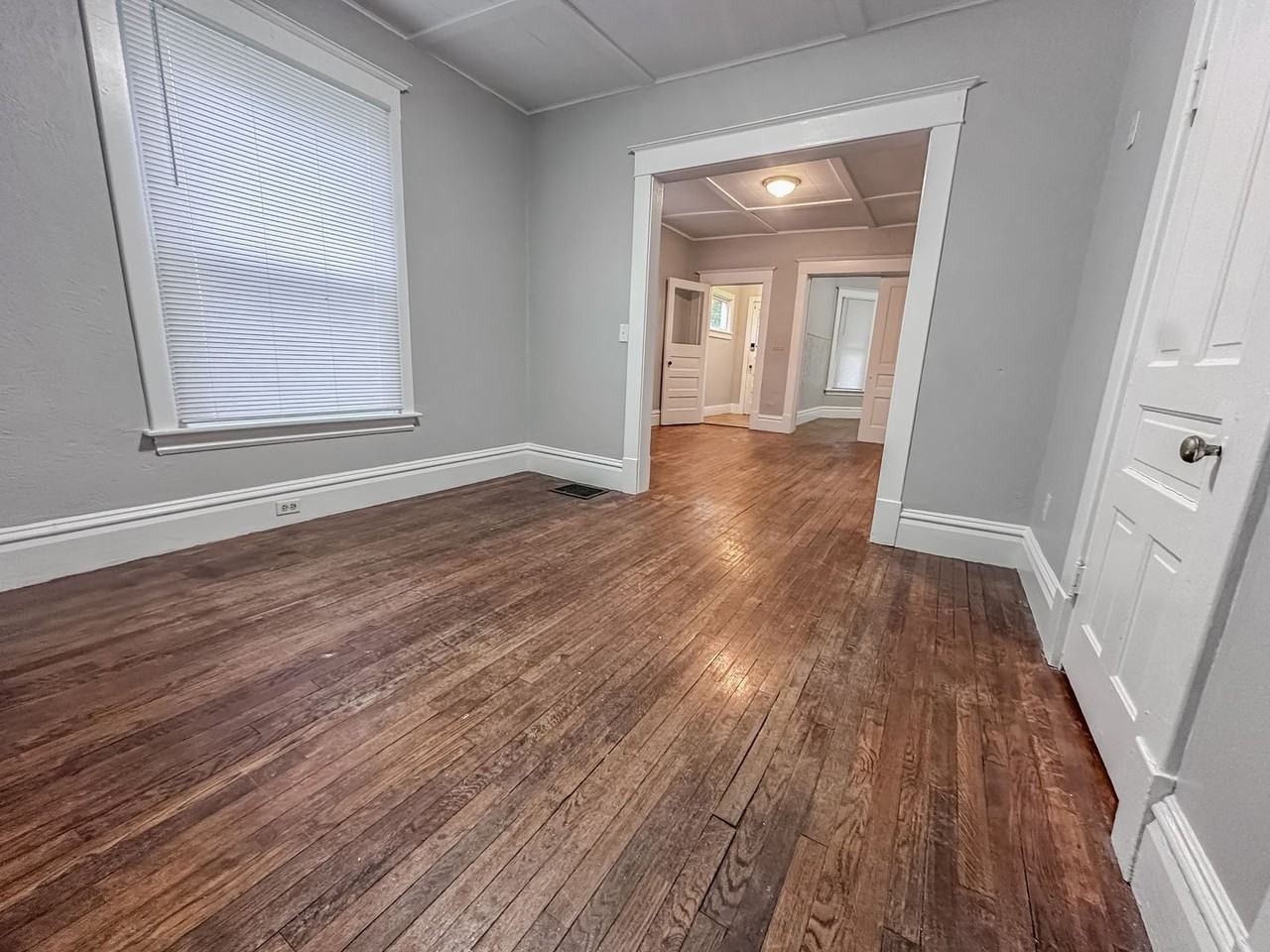 41 Caledonia St Ne #1 - Photo 5 of 9