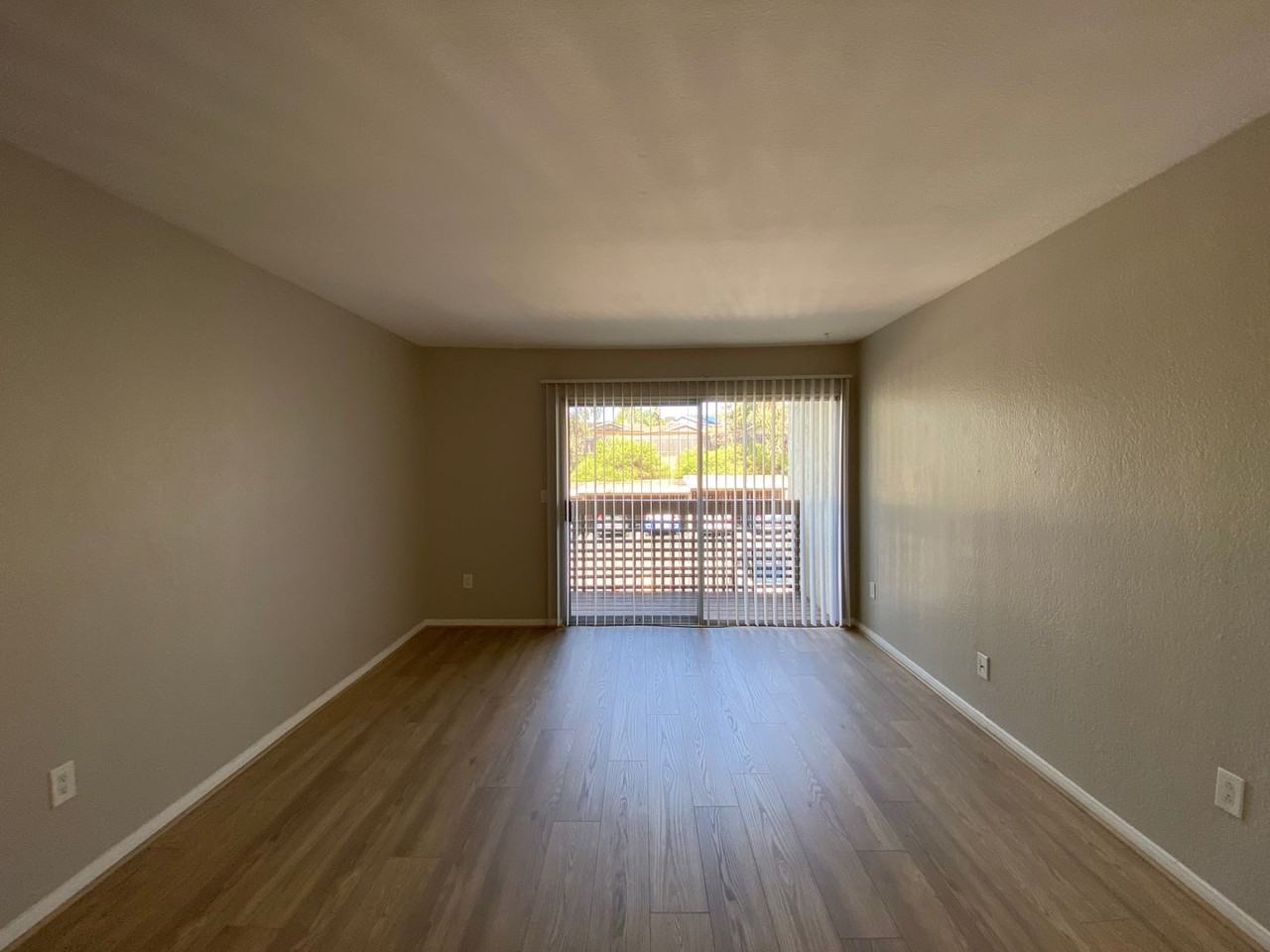 432 Edgehill Ln #2 - Photo 7 of 46