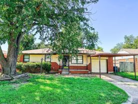 4722 Se 27th St - Photo 1 of 1