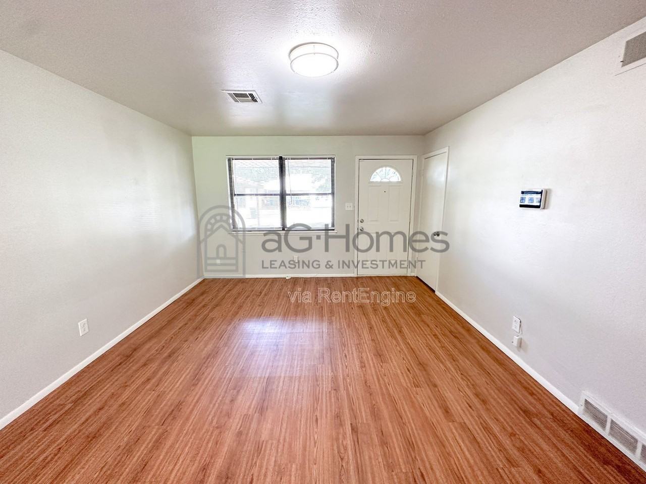 4722 Se 27th St - Photo 4 of 19