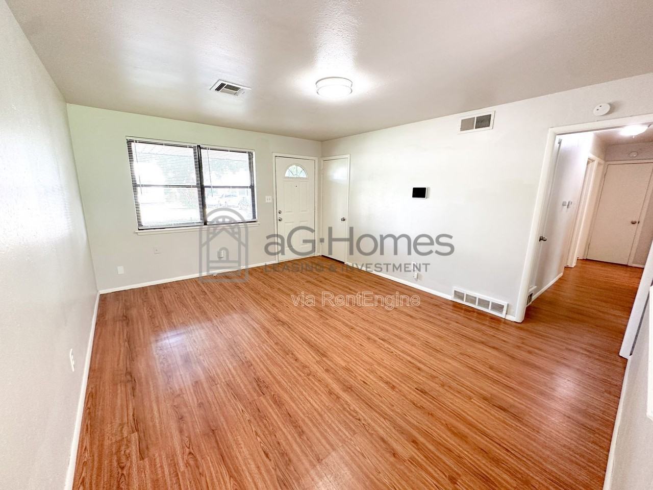 4722 Se 27th St - Photo 5 of 19