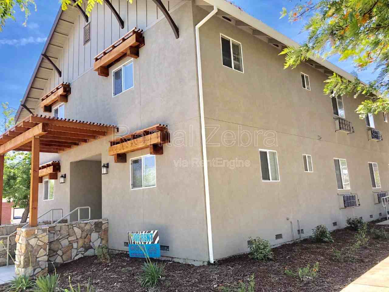 6807 3rd St #8 - Photo 4 of 4
