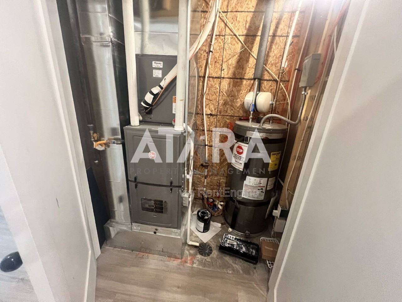 909 W Euclid Ave #3 - Photo 7 of 24