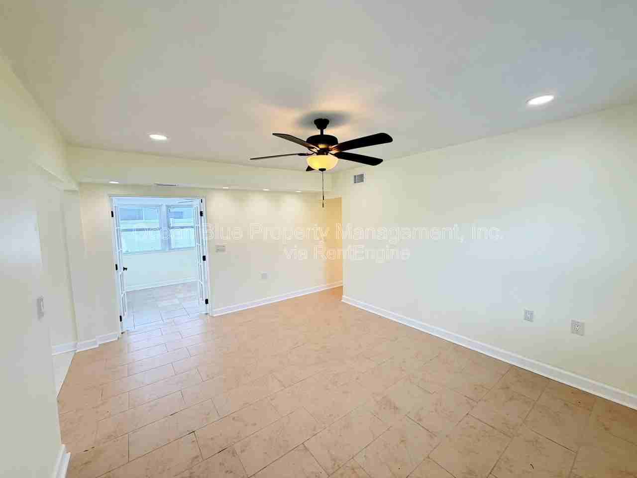 1000 Bay Pine Blvd - Photo 5 of 34