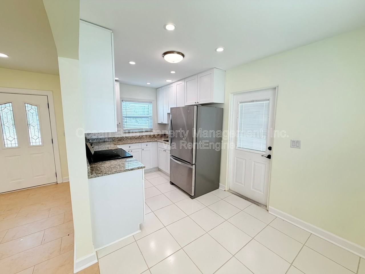 1000 Bay Pine Blvd - Photo 7 of 34