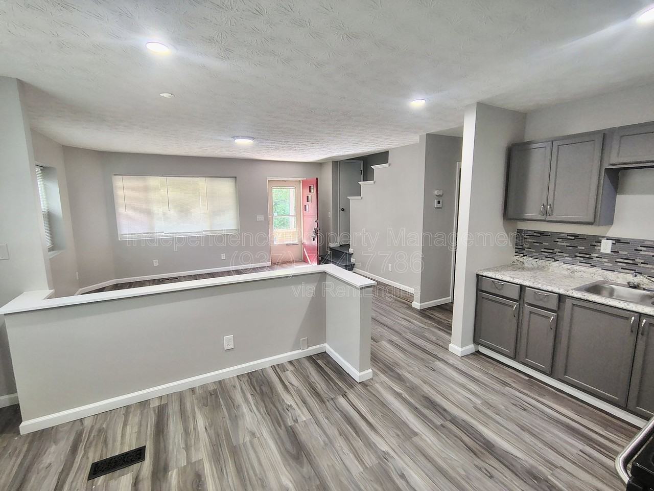 2166 Clara St - Photo 5 of 15