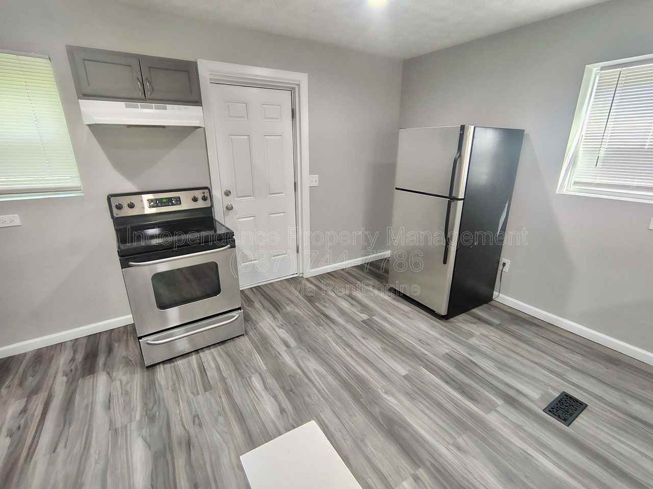 2166 Clara St - Photo 6 of 15