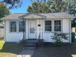 featured image of 1302 Cherry St