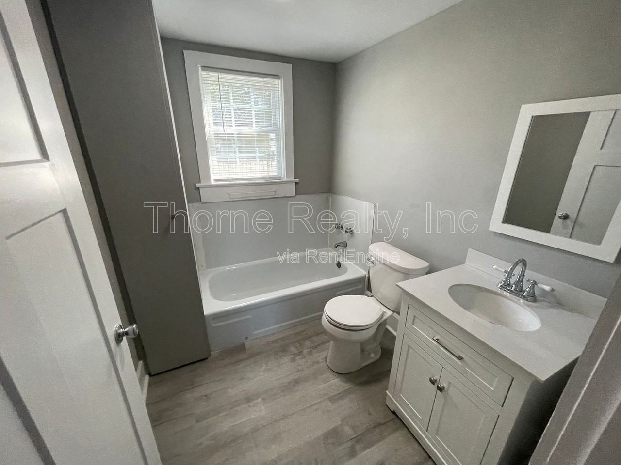 1302 Cherry St - Photo 5 of 13