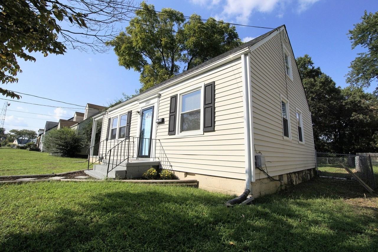 3907 Peyton Ave - Photo 2 of 21