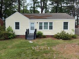 featured image of 1416 Rosewood Ave