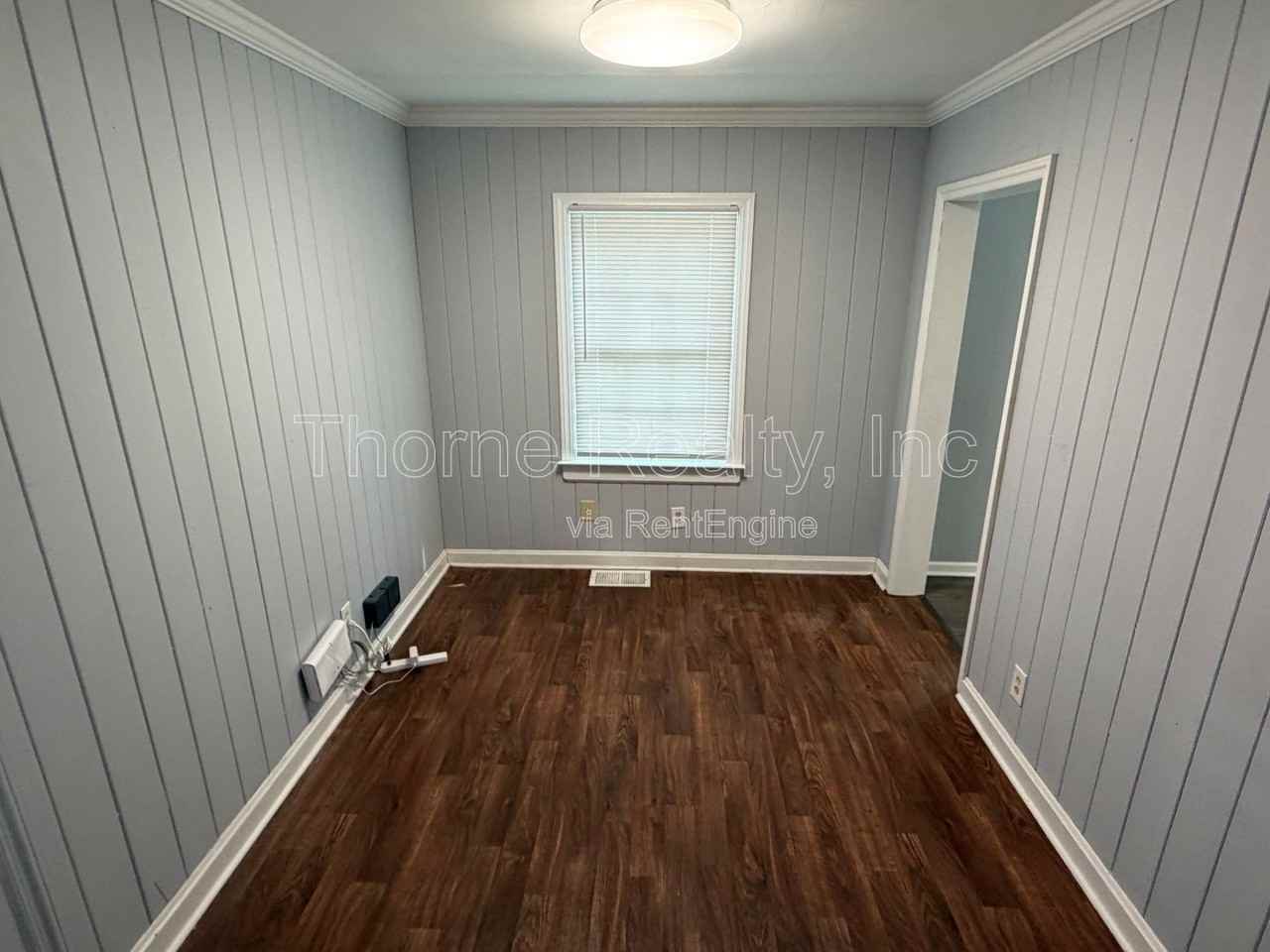 1416 Rosewood Ave - Photo 6 of 14