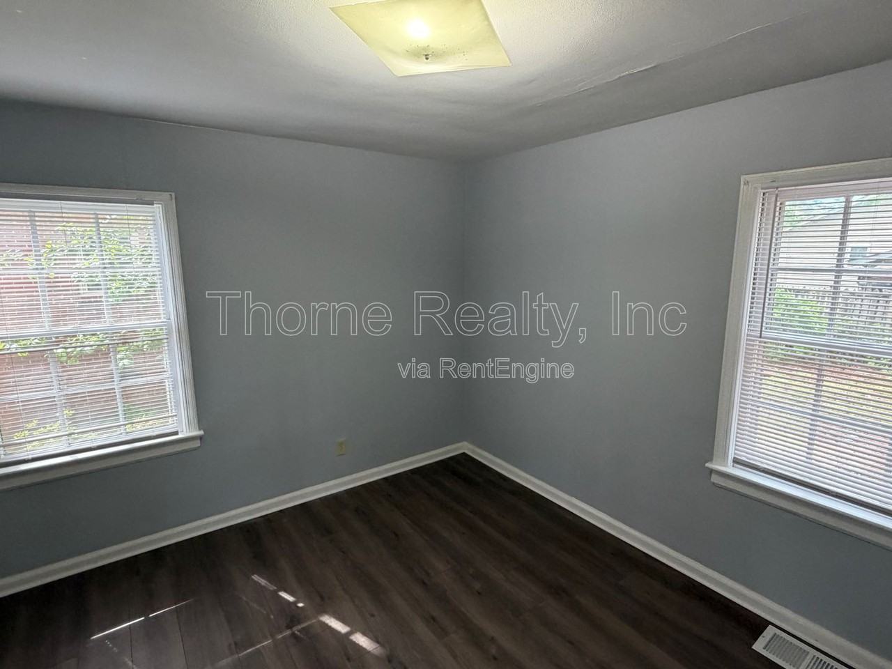 1416 Rosewood Ave - Photo 7 of 14