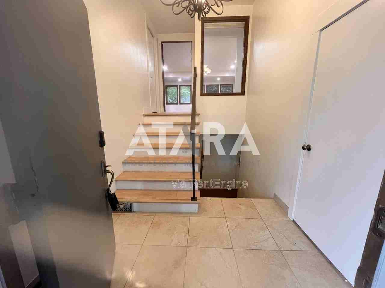 2141 S 2060 E - Photo 4 of 27