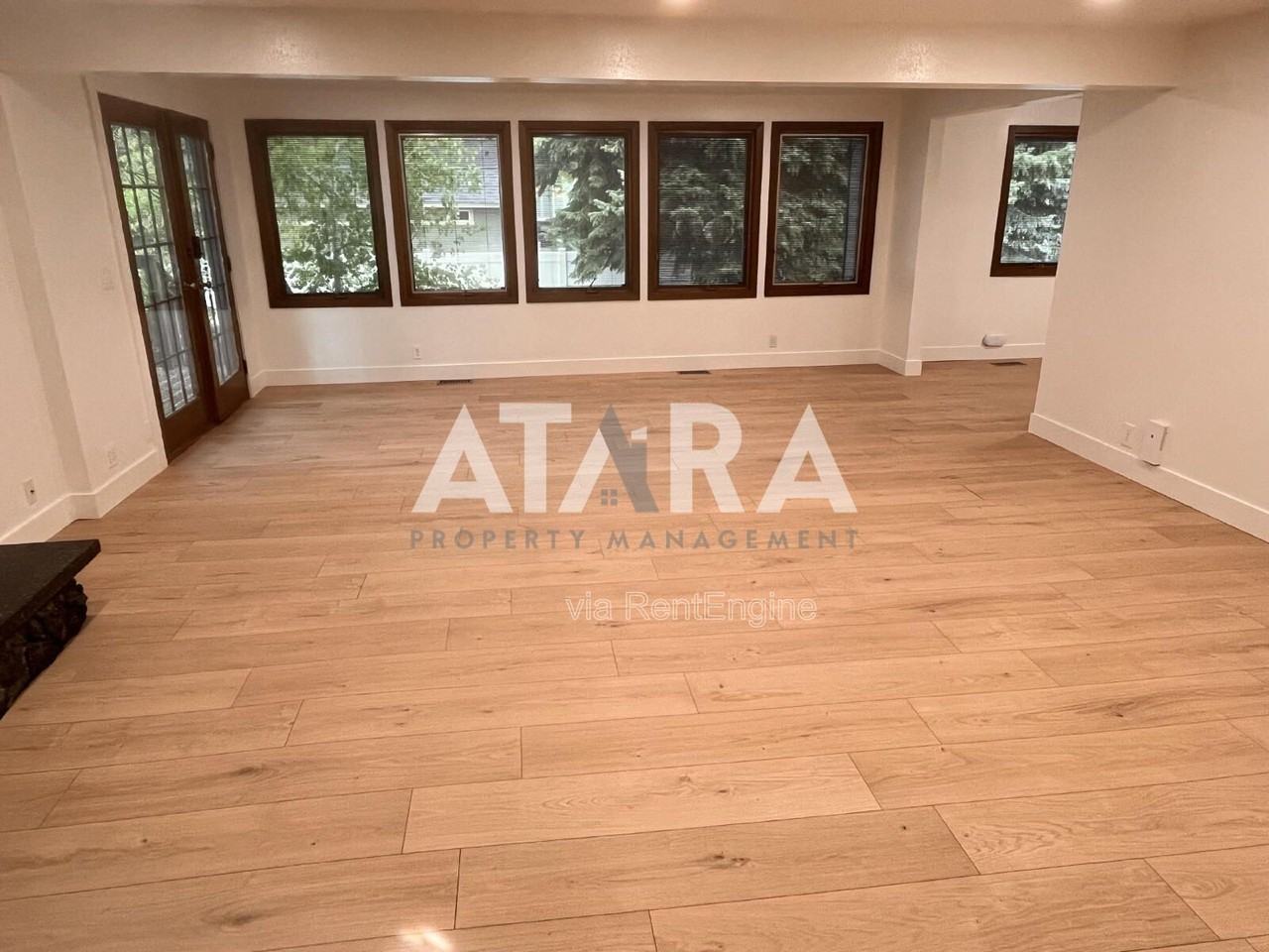 2141 S 2060 E - Photo 5 of 27