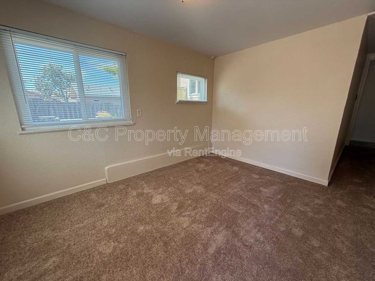 500 Hamilton Ave #C - Photo 4 of 10