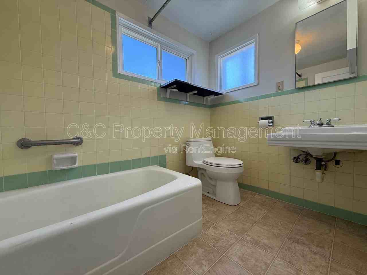 500 Hamilton Ave #C - Photo 6 of 10