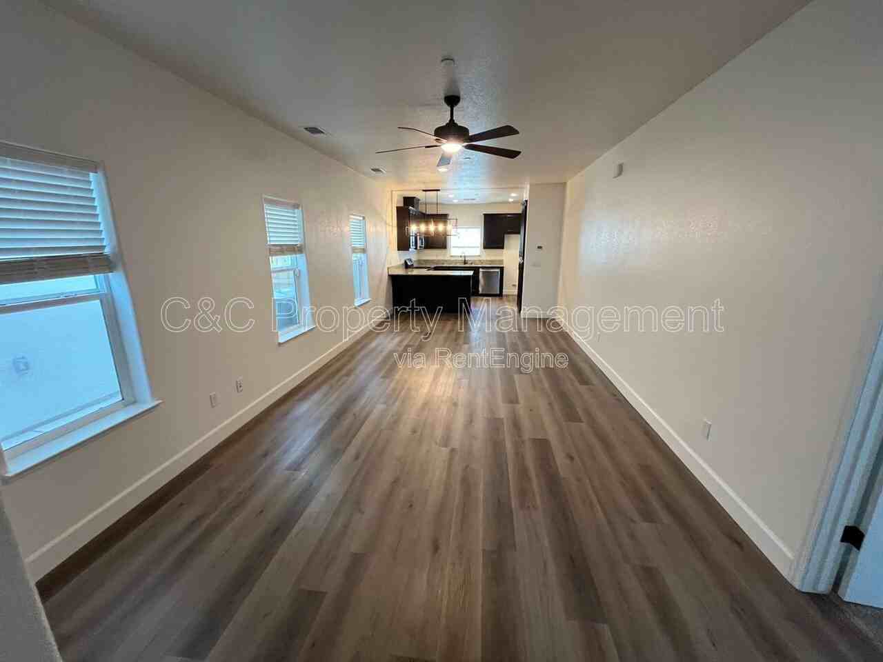 5078 Palisade Ave - Photo 5 of 21