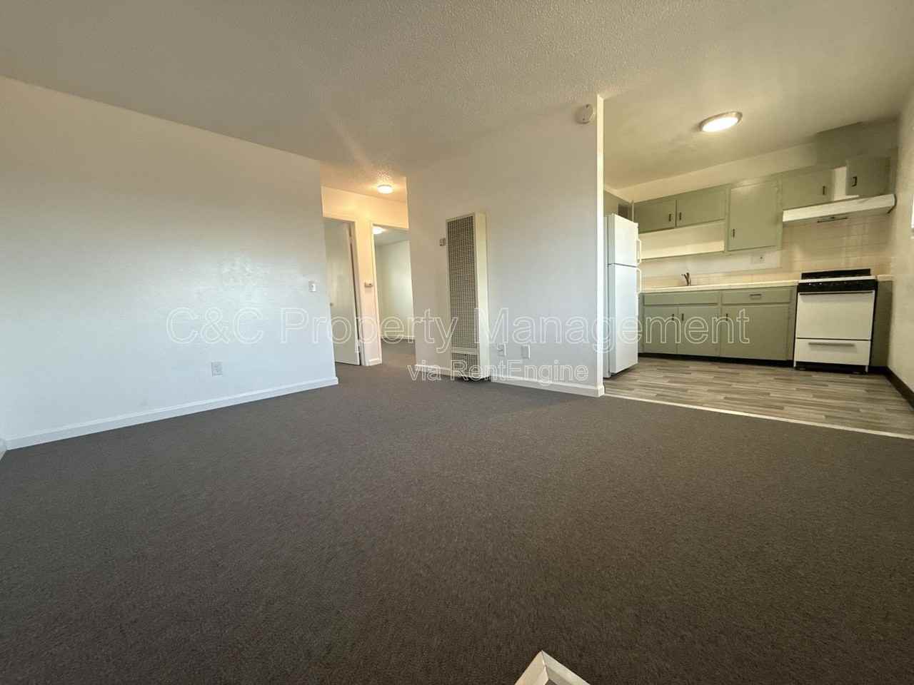 1280 Hilby Ave #28 - Photo 3 of 7